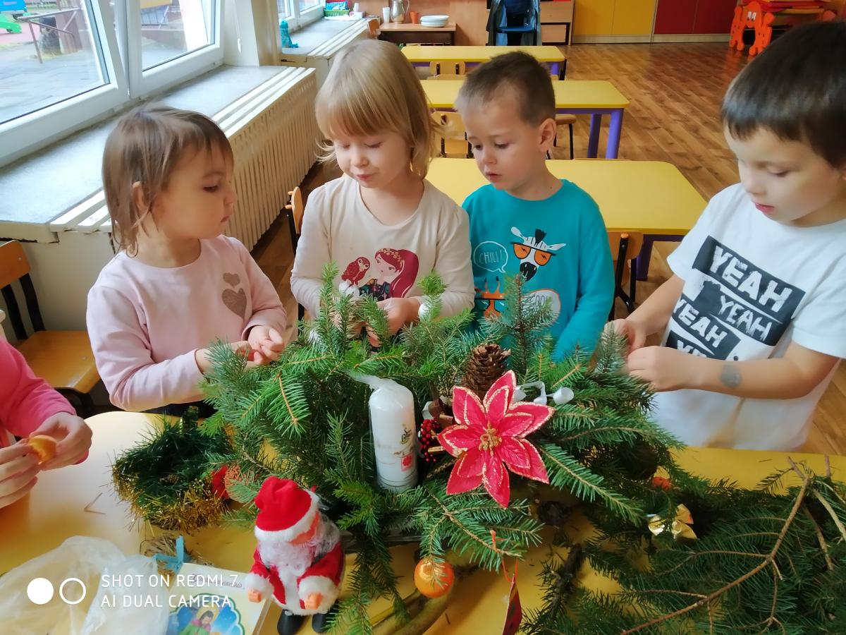 Razem na Święta Integracyjne Przedszkole Samorządowe nr 27 w Kielcach